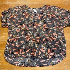 Vibrant Leaf Pattern Blouse